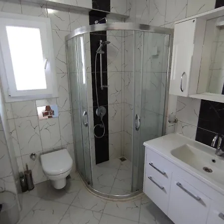 Loft Flat In Goecek Apartamento *
